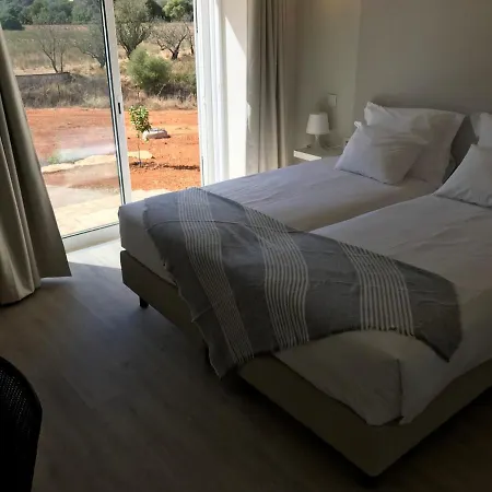 Carvoeiro Sleeps 6 With Pool Air Con And Wifi Villa Carvoeiro (Lagoa)